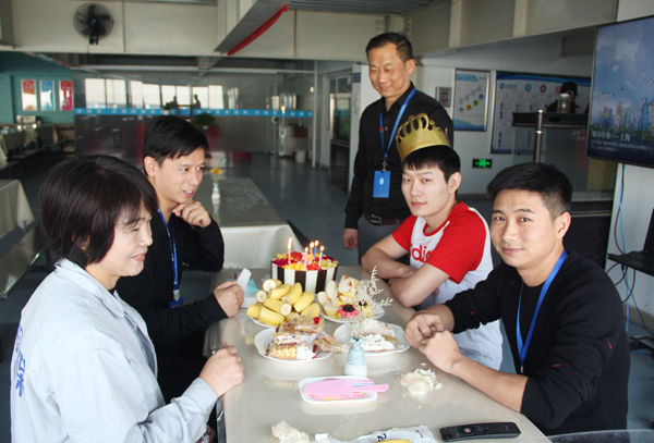 suncitygroup太阳集团11月员工生日会&mdash;&mdash;关怀常在 祝福永远