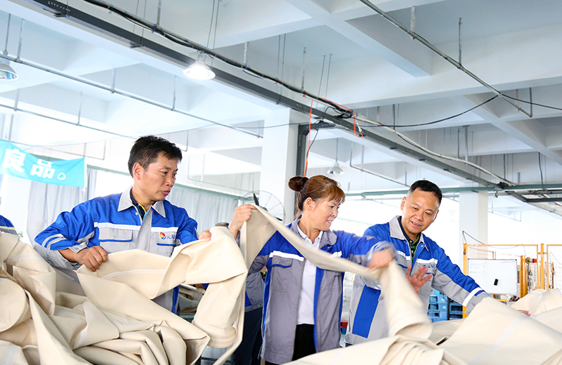 真体验才有真感悟&mdash;&mdash;新站高新区总工会到suncitygroup太阳集团开展&ldquo;当一周工人&rdquo;活动